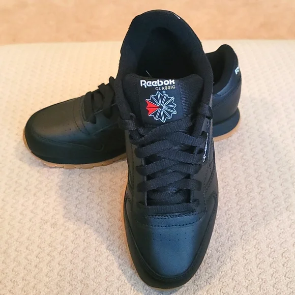 Reebok | Shoes | Nwob Reebok Classic | Poshmark display picture 1